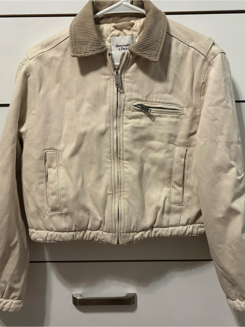Abercrombie Cropped Twill Workwear Barn Jacket - Picture 2 of 5